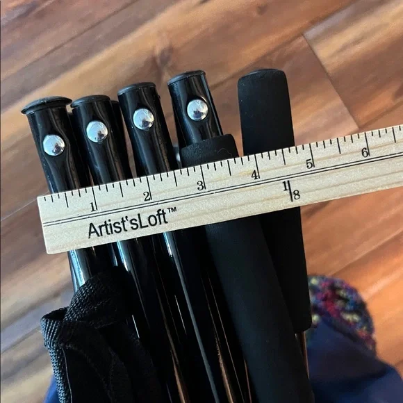 Collapsible Pet Stairs 4 Step Dog Ramp Portable Lightweight Black - Snaggle Paw - Picture 6 of 9